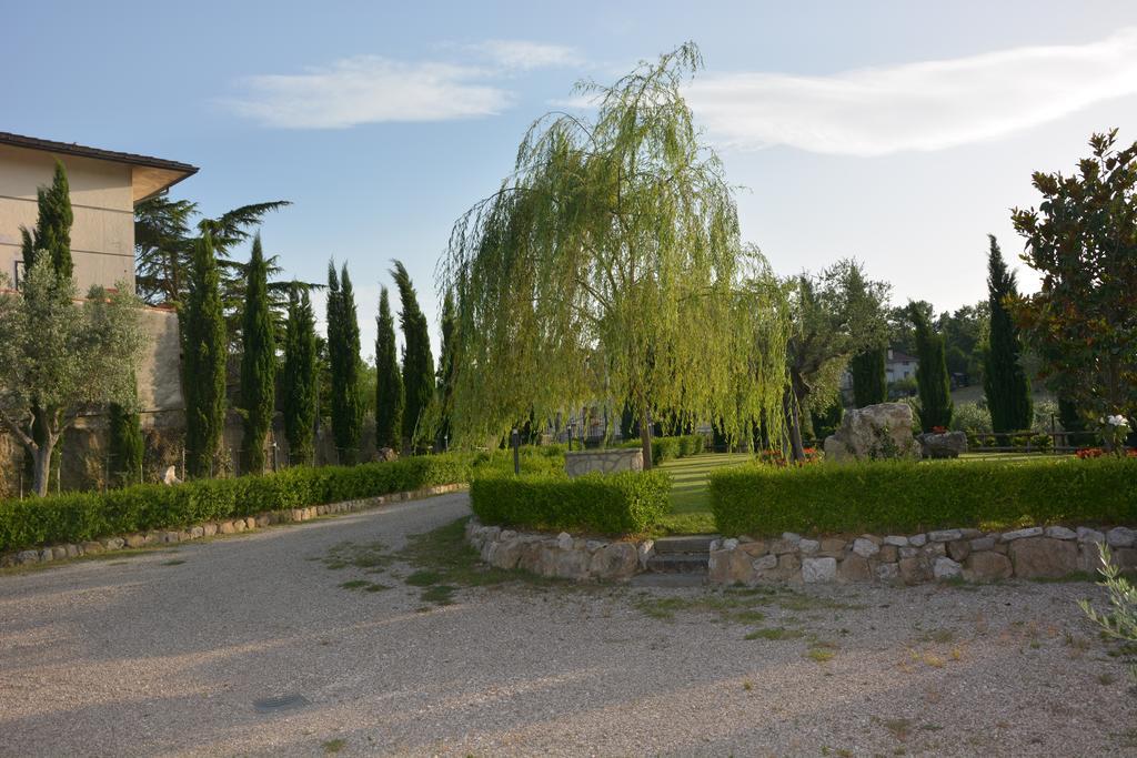 Pinus Rooms Benevento Bagian luar foto