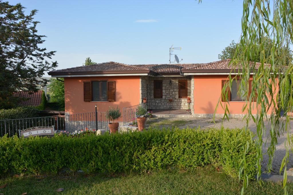 Pinus Rooms Benevento Bagian luar foto